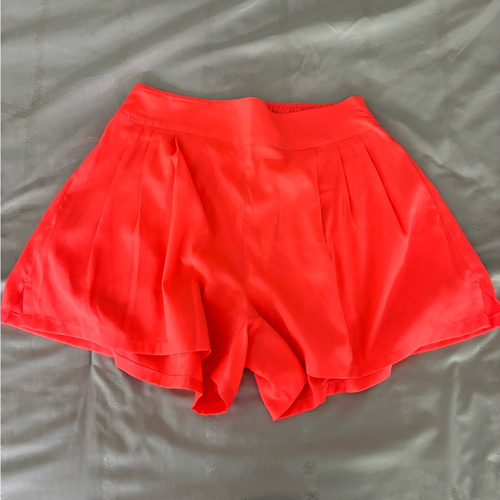 Coral American Eagle flowy shorts. Size XS.